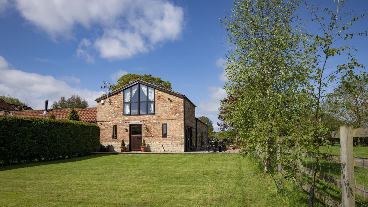 Photo of Others in Cattal