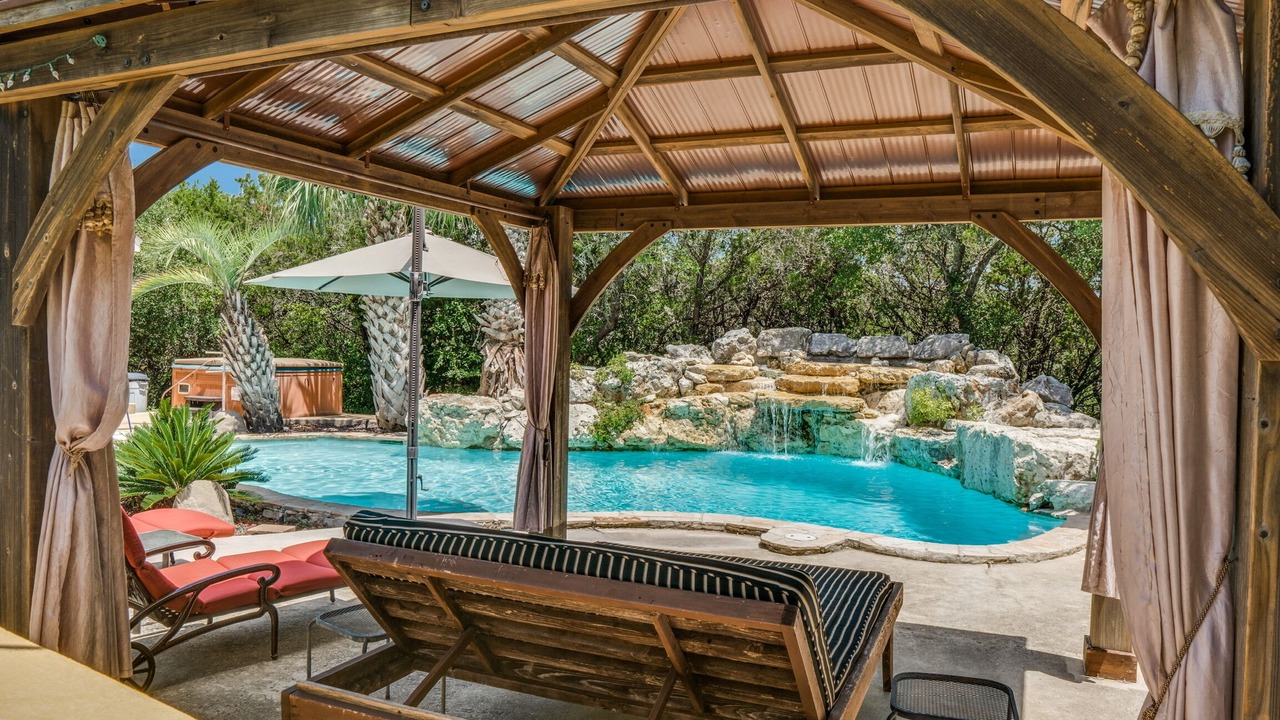 Photo of Outdoor in Helotes