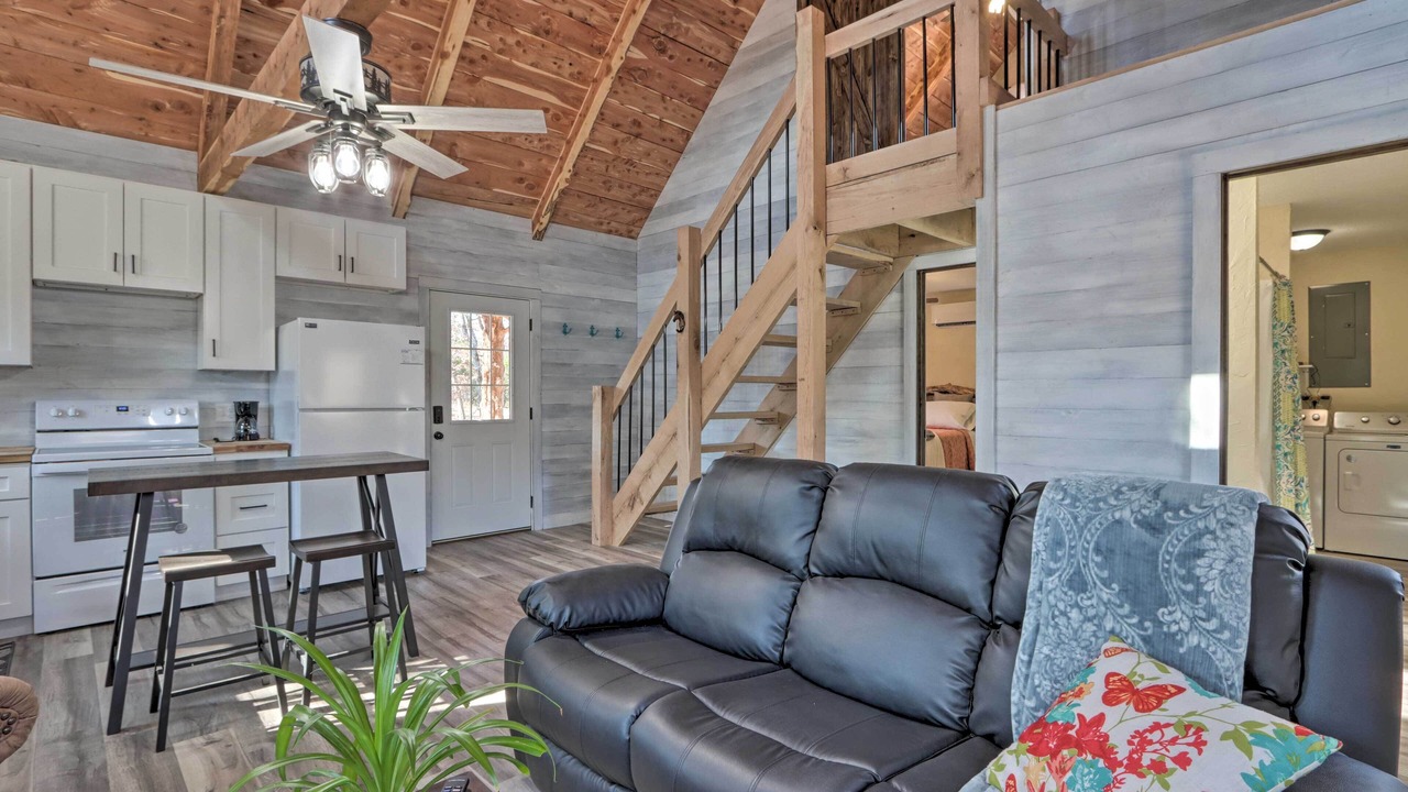 Photo of Livingroom in El Dorado Springs