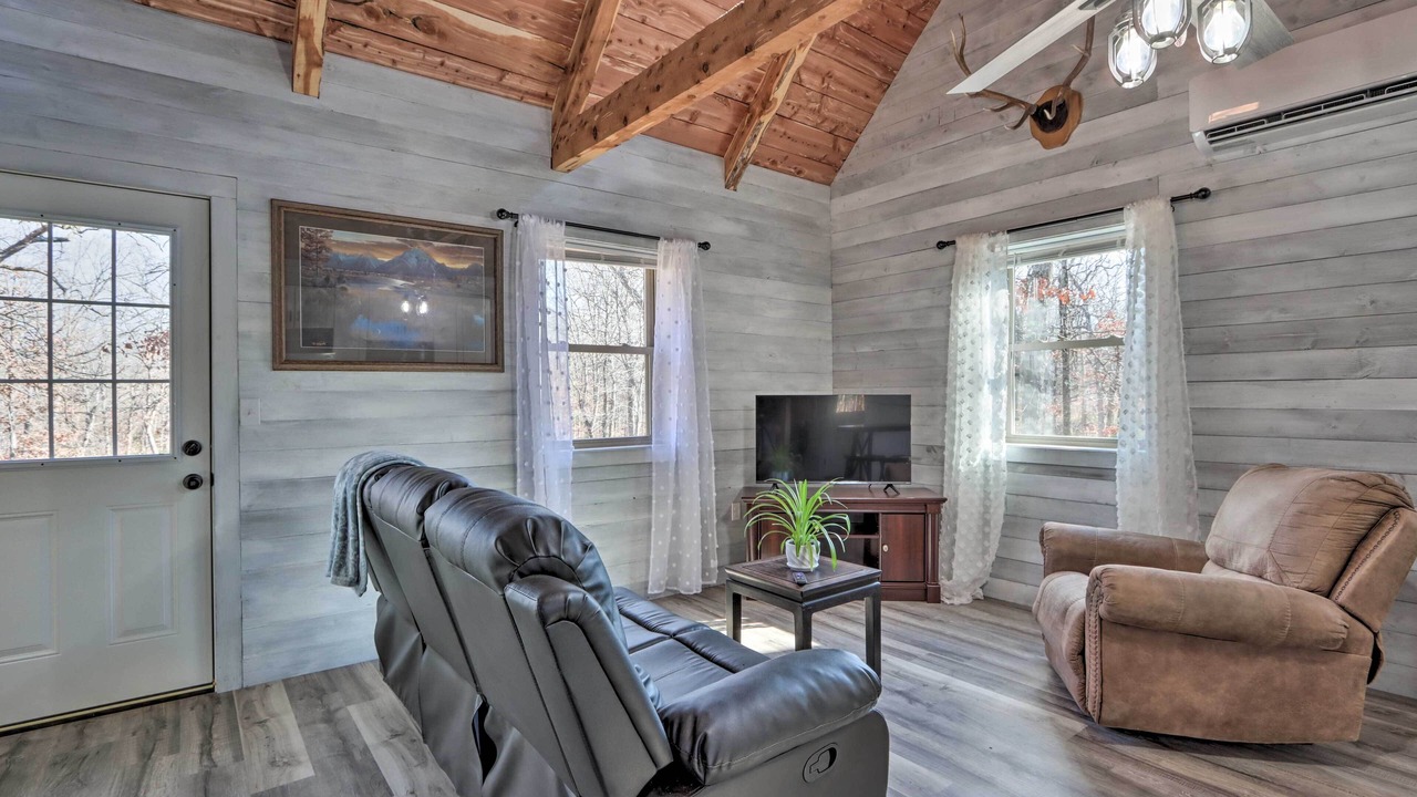 Photo of Livingroom in El Dorado Springs