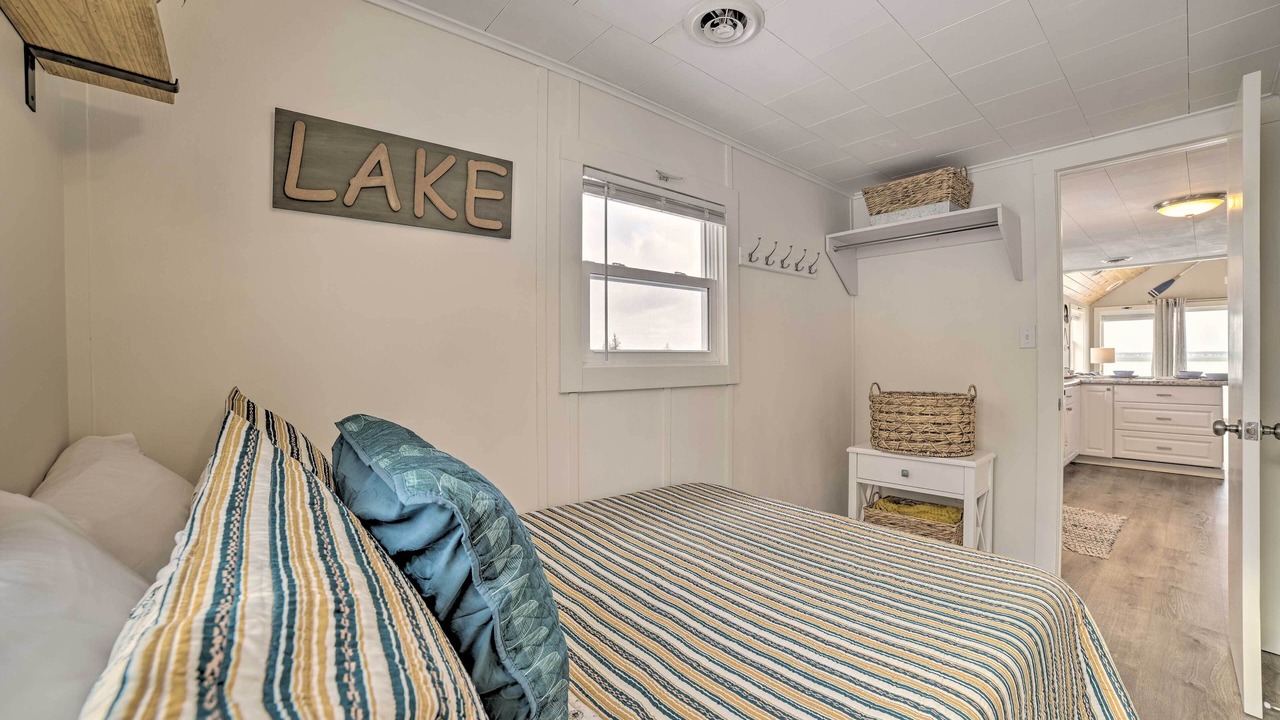Photo of Bedroom in Prudenville