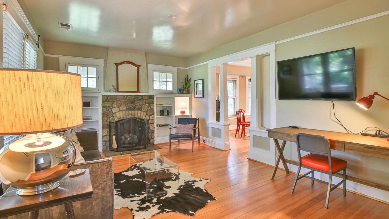 Photo of Livingroom in Philomont