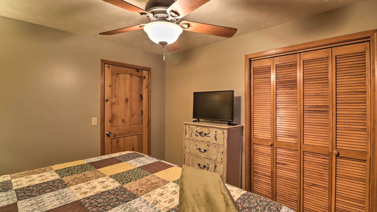 Photo of Bedroom in Mt. Sherman