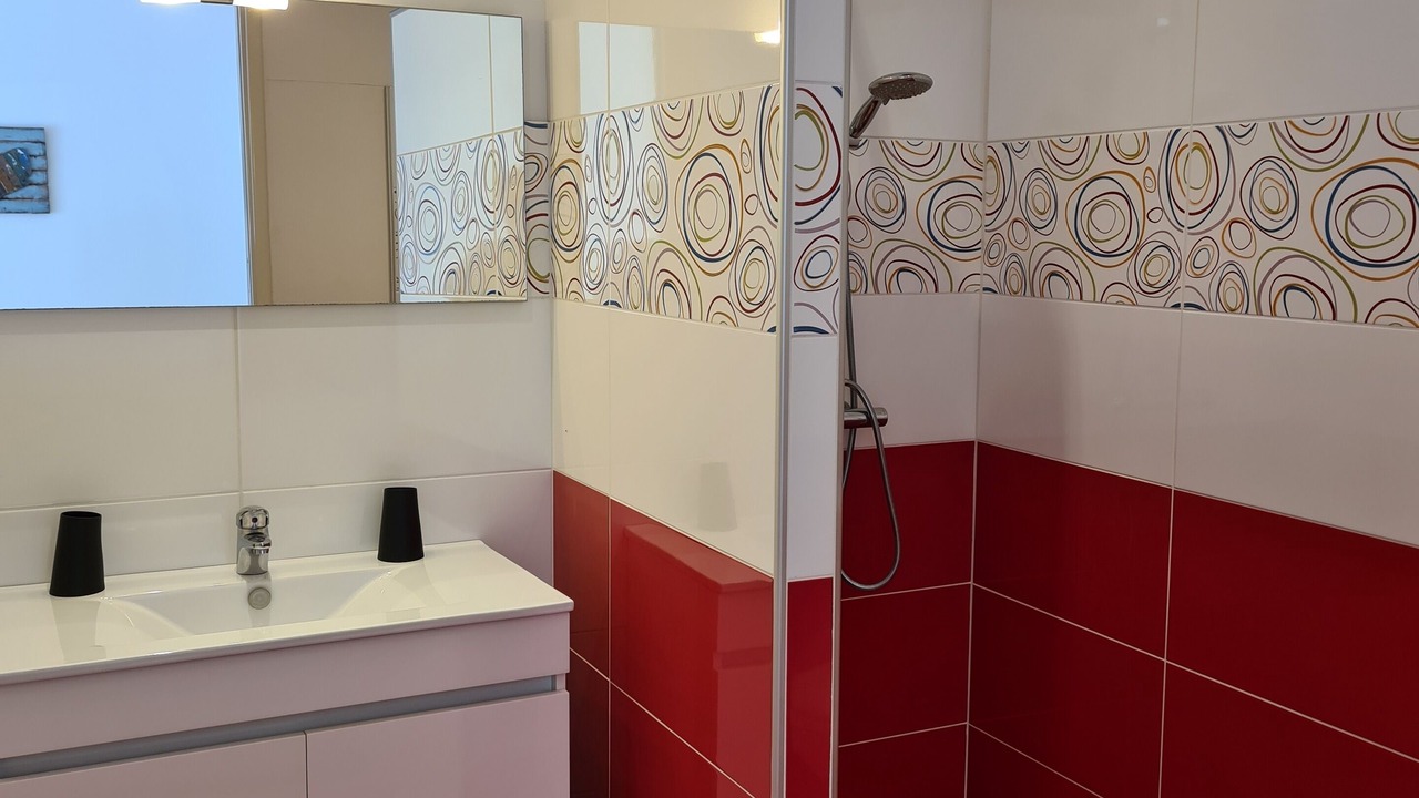 Photo of Bathroom in Le Bois-Plage-en-Re
