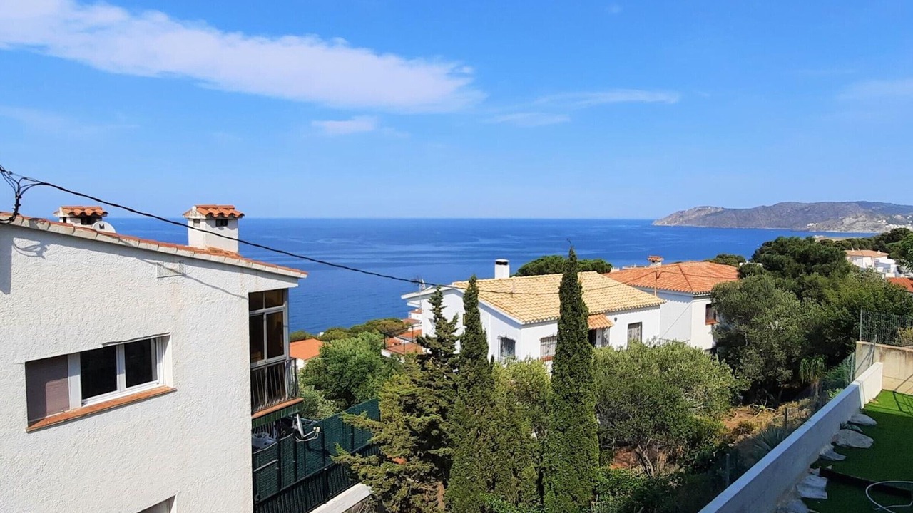 Photo of Outdoor in Llanca
