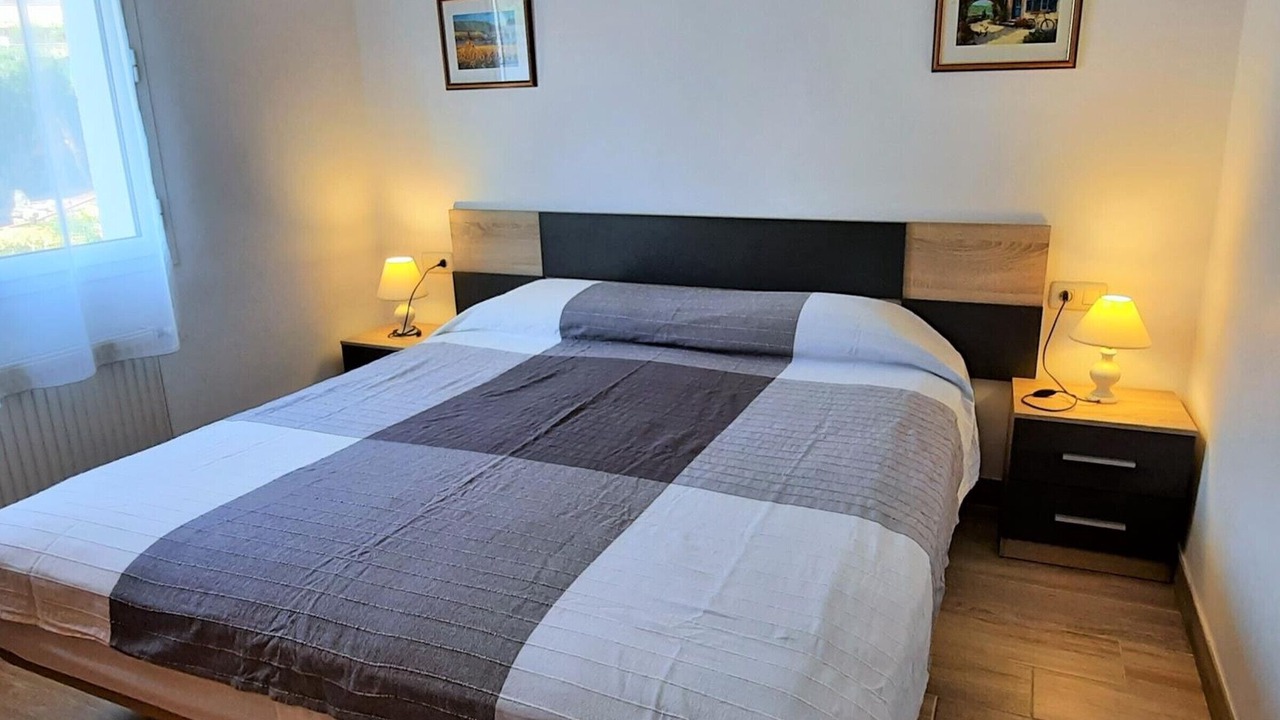 Photo of Bedroom in Llanca
