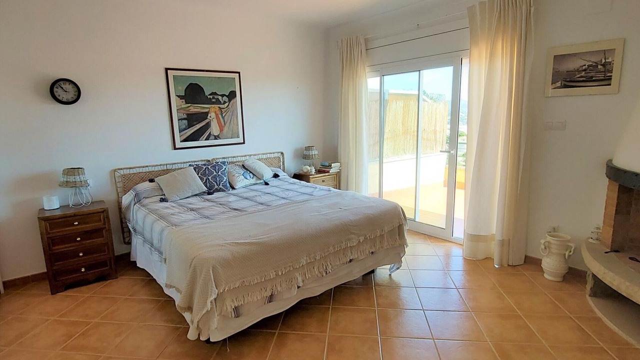 Photo of Bedroom in Llanca