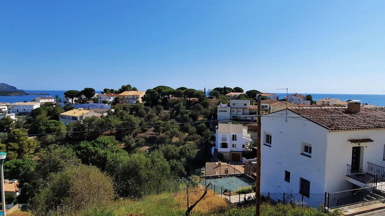Photo of Outdoor in Llanca