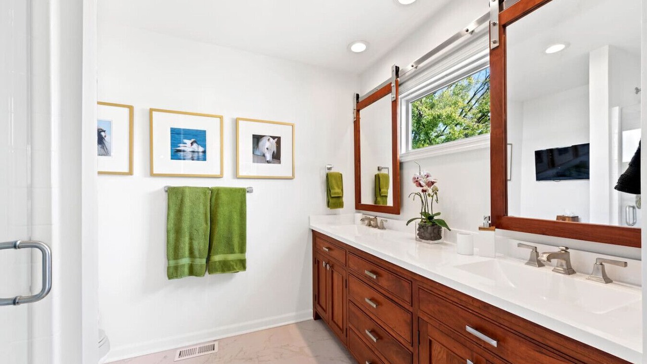 Photo of Bathroom in Leesburg