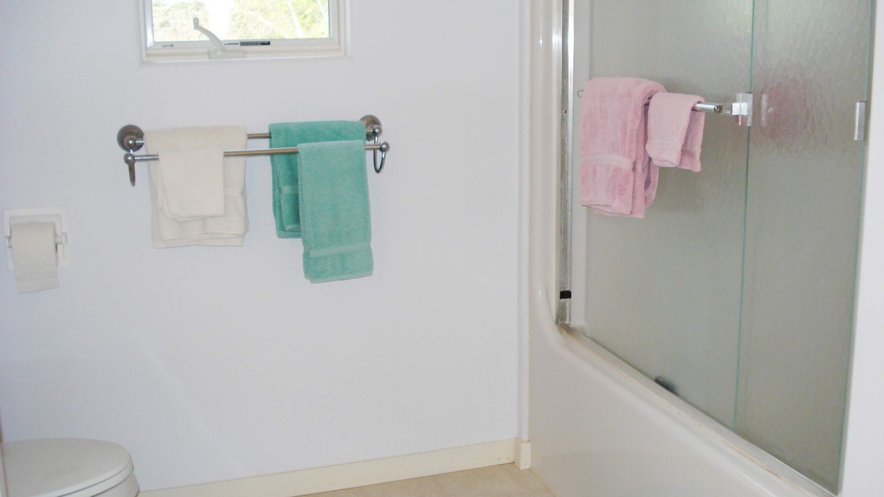 Photo of Bathroom in Alden