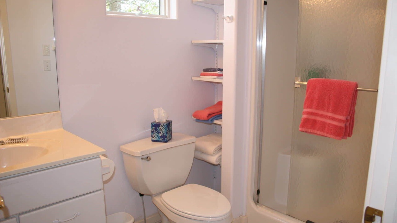 Photo of Bathroom in Alden