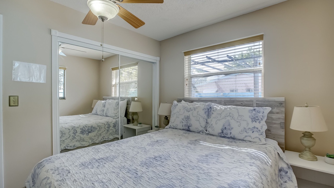 Photo of Bedroom in Coral Heights
