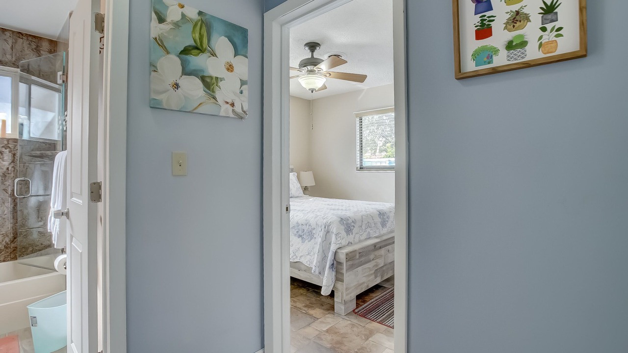 Photo of Bedroom in Coral Heights