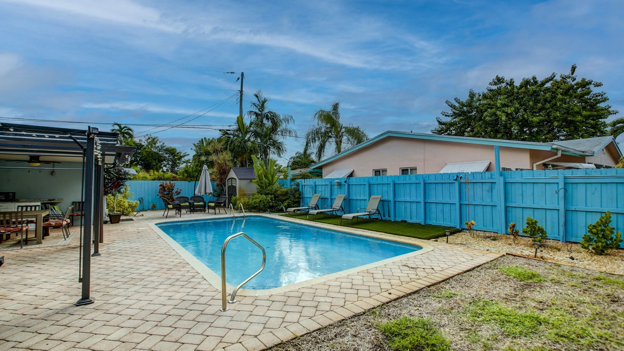Photo of Outdoor in Coral Heights