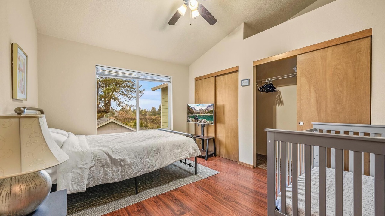 Photo of Bedroom in Lents