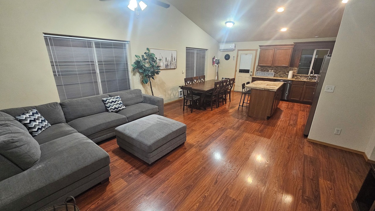 Photo of Livingroom in Lents