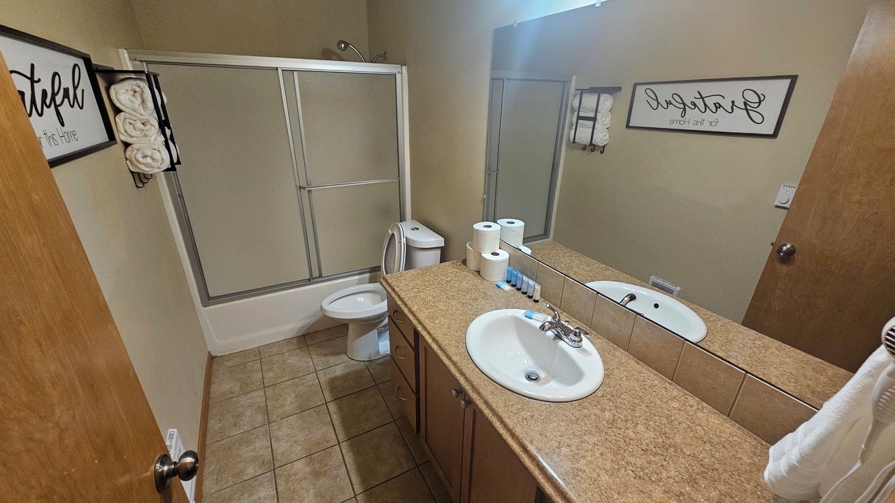 Photo of Bathroom in Lents