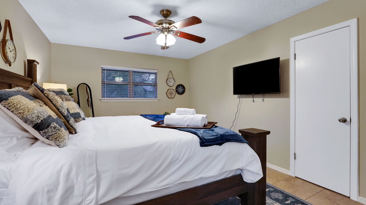 Photo of Bedroom in North San Antonio - SAT