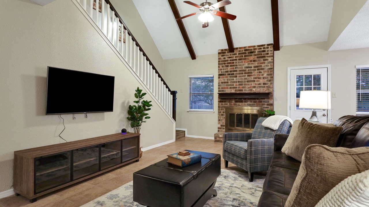 Photo of Livingroom in North San Antonio - SAT