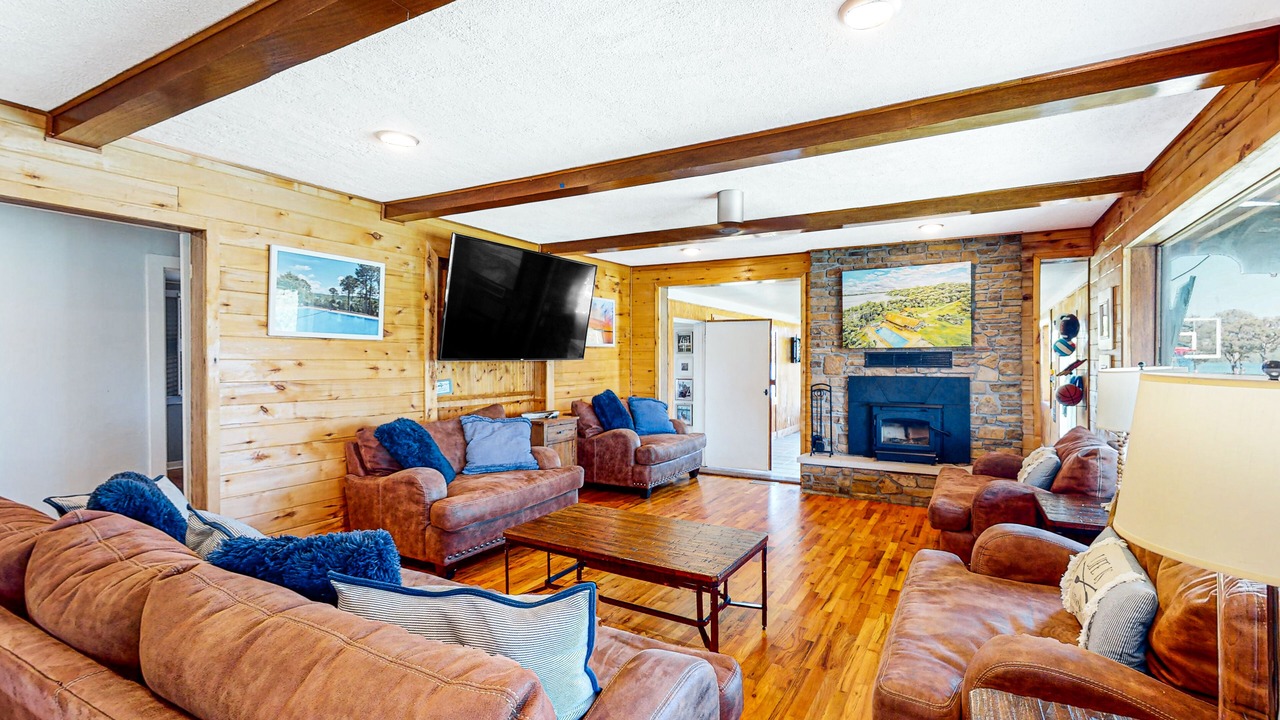 Photo of Livingroom in Garfield
