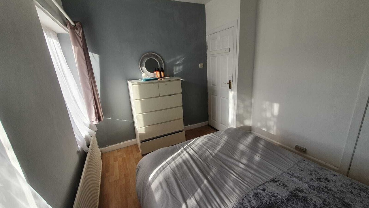 Photo of Bedroom in Greenford Broadway