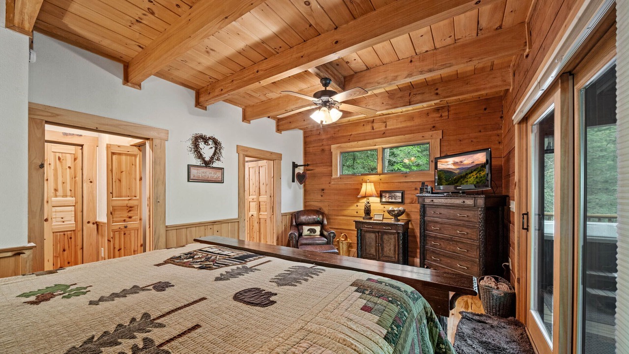 Photo of Bedroom in Banner Elk