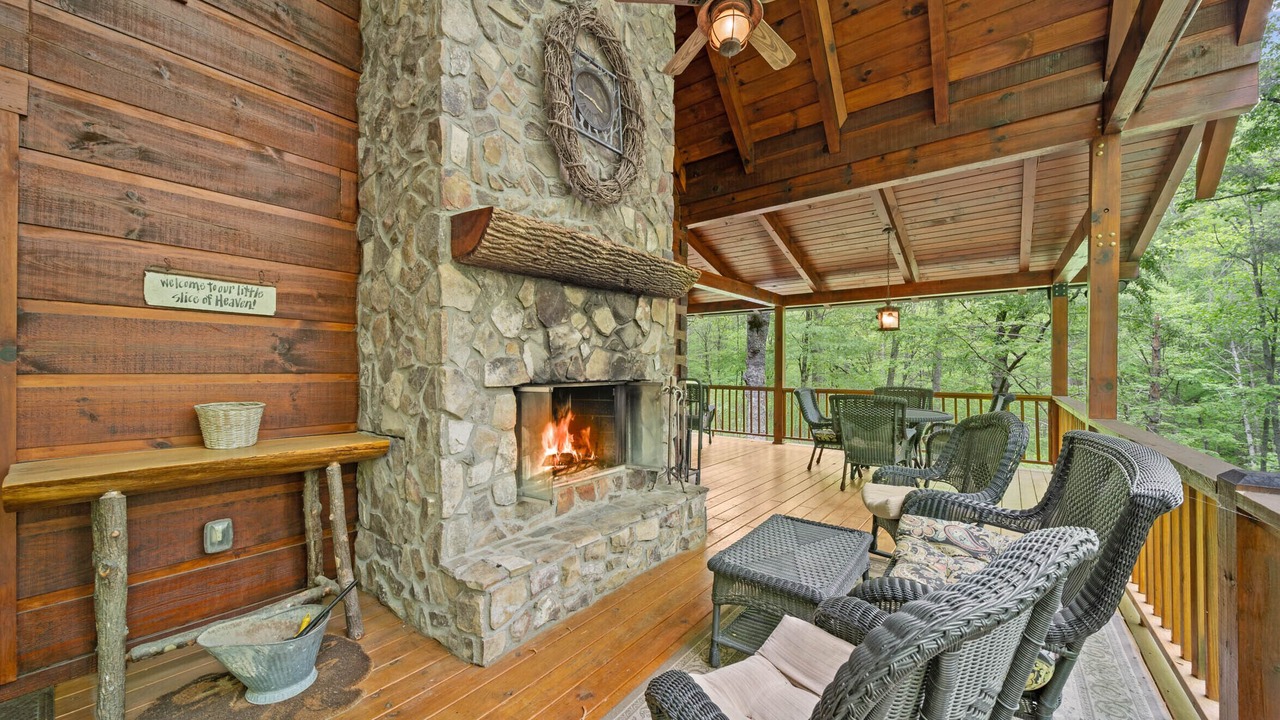 Photo of Patio Balcony in Banner Elk