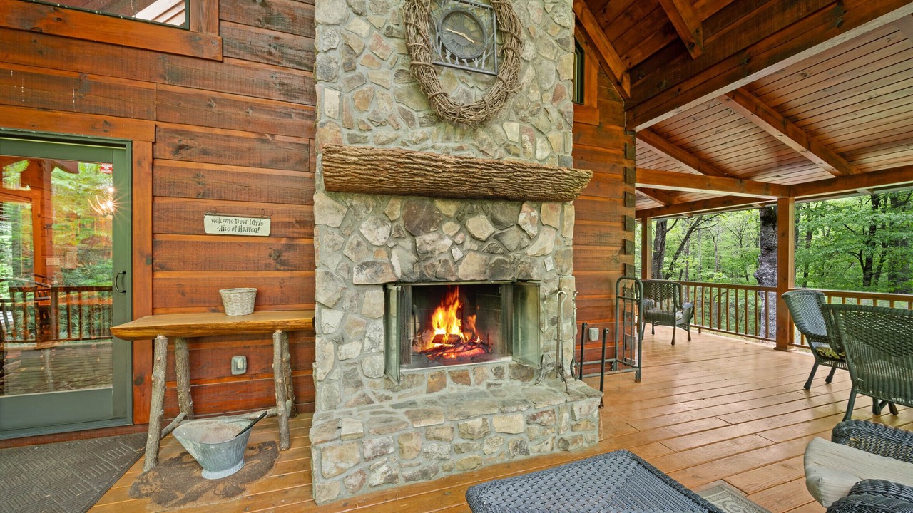 Photo of Patio Balcony in Banner Elk