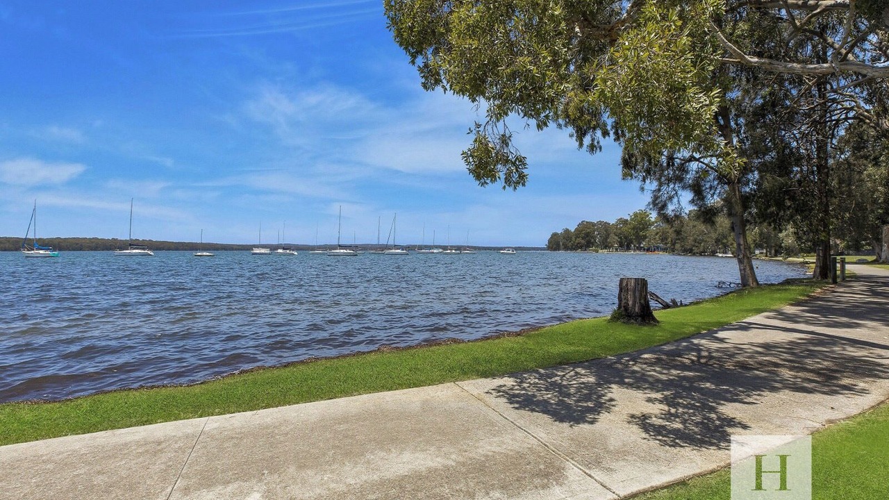 Photo of Others in Mannering Park