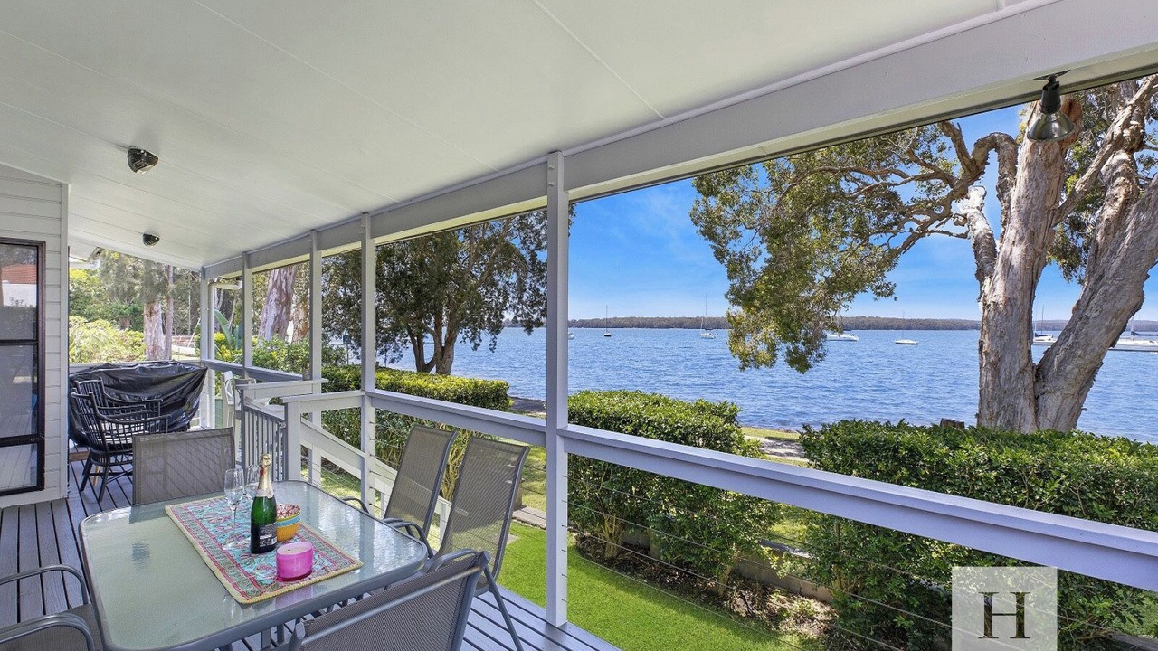 Photo of Outdoor in Mannering Park