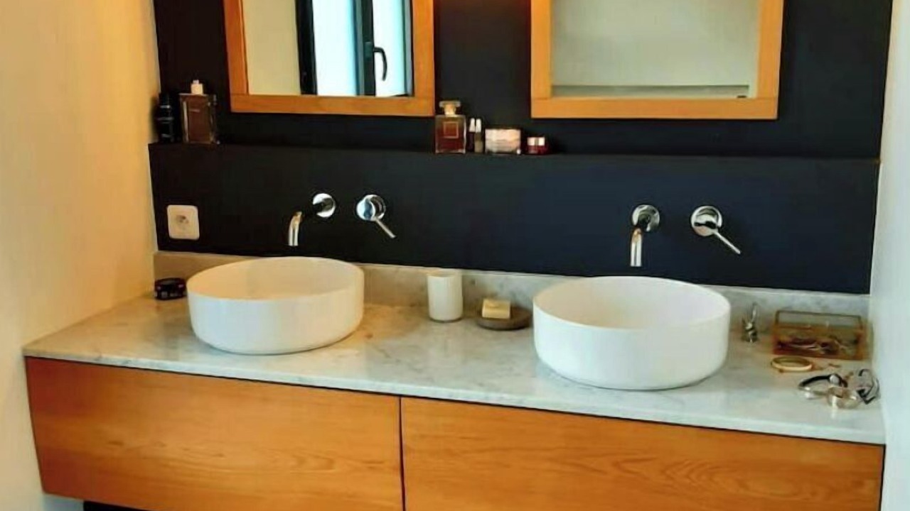 Photo of Bathroom in Saint-Hilaire-Saint-Mesmin