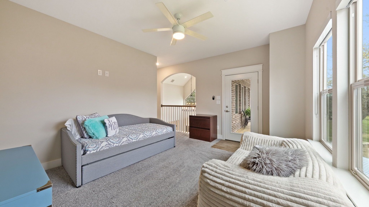 Photo of Livingroom in Pottsboro