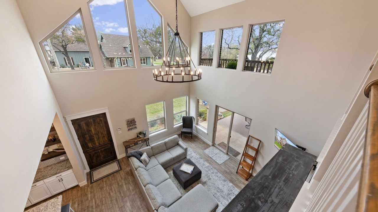 Photo of Livingroom in Pottsboro