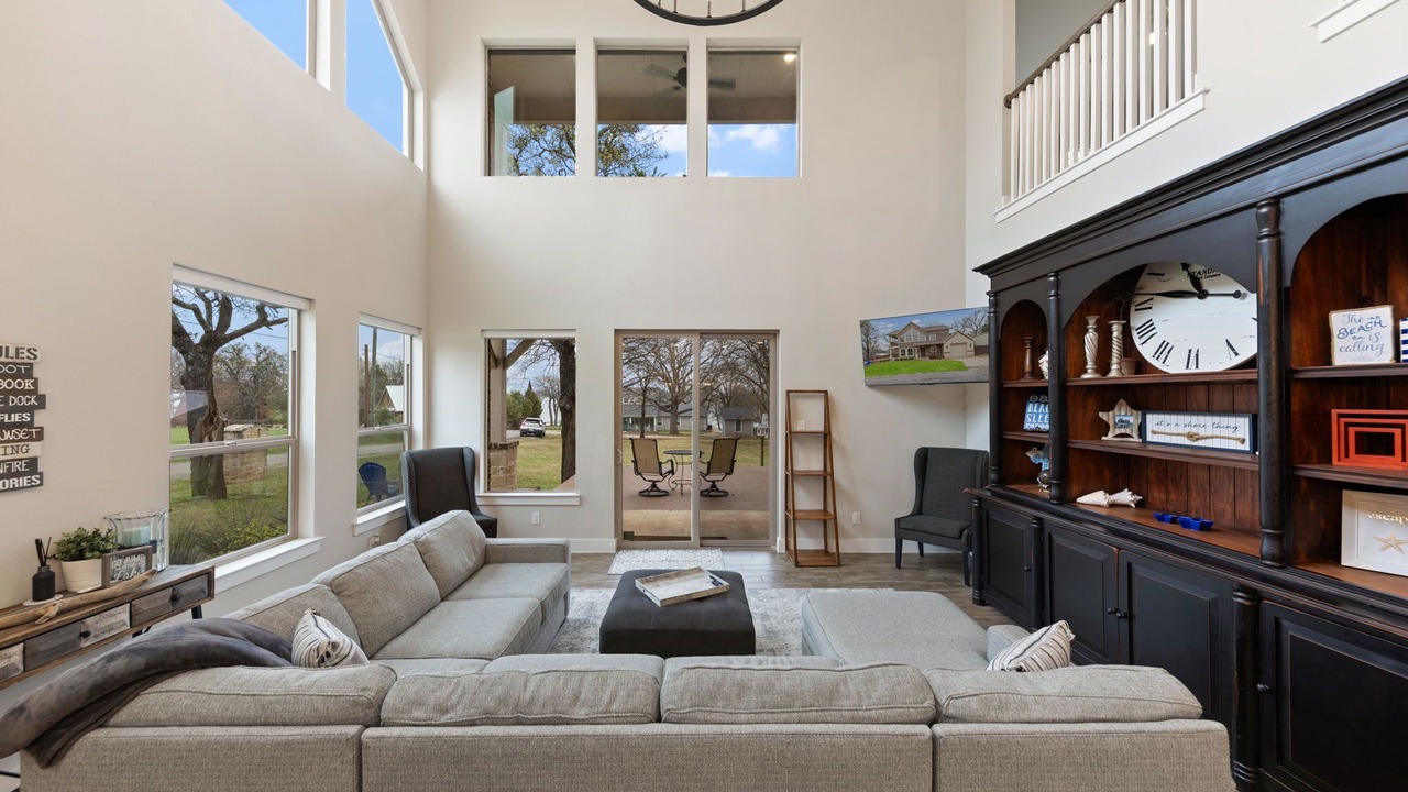 Photo of Livingroom in Pottsboro