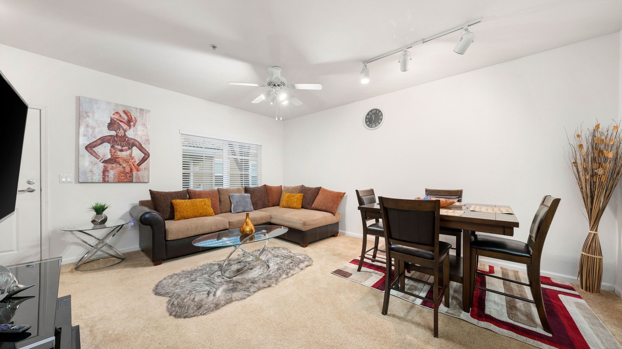 Photo of Livingroom in North Natomas