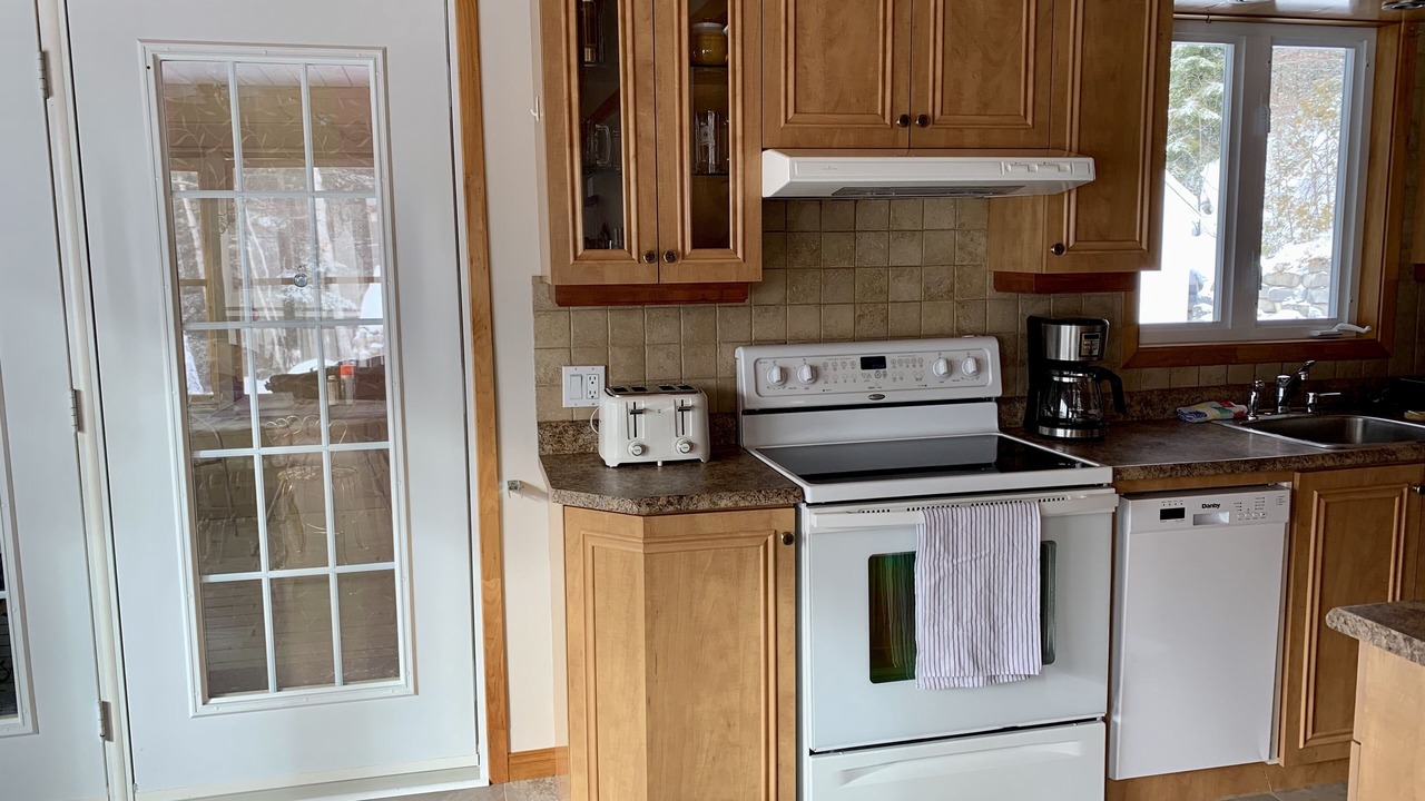 Photo of Kitchen in Saint-David-de-Falardeau