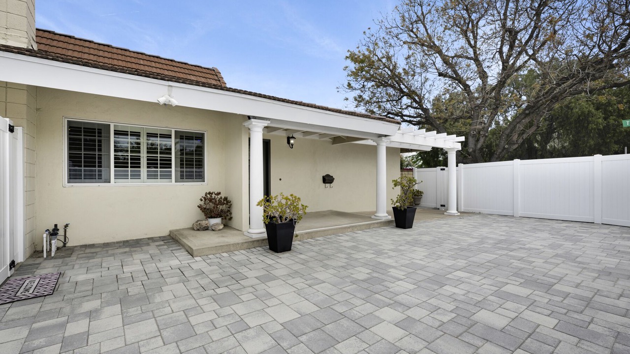 Photo of Patio Balcony in Southwest Anaheim