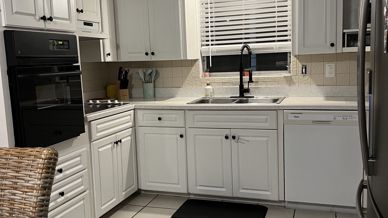 Photo of Kitchen in South Gate Ridge