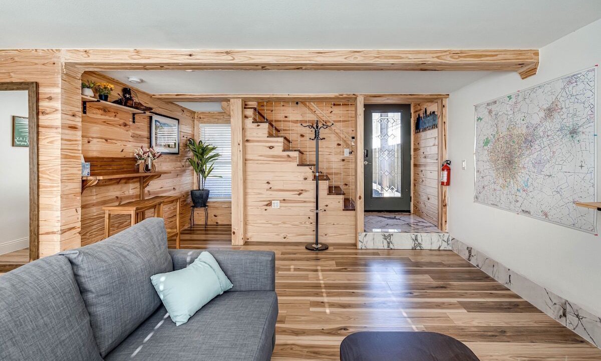 Photo of Bedroom in Tobin Hill