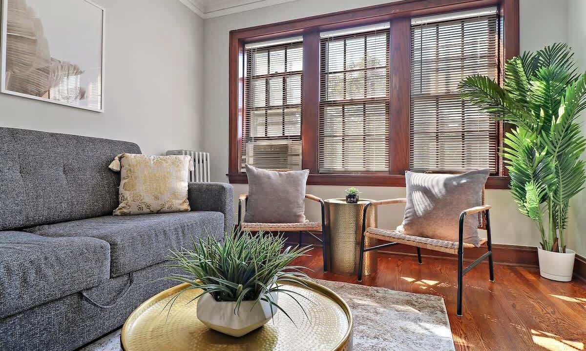 Photo of Livingroom in Cragin