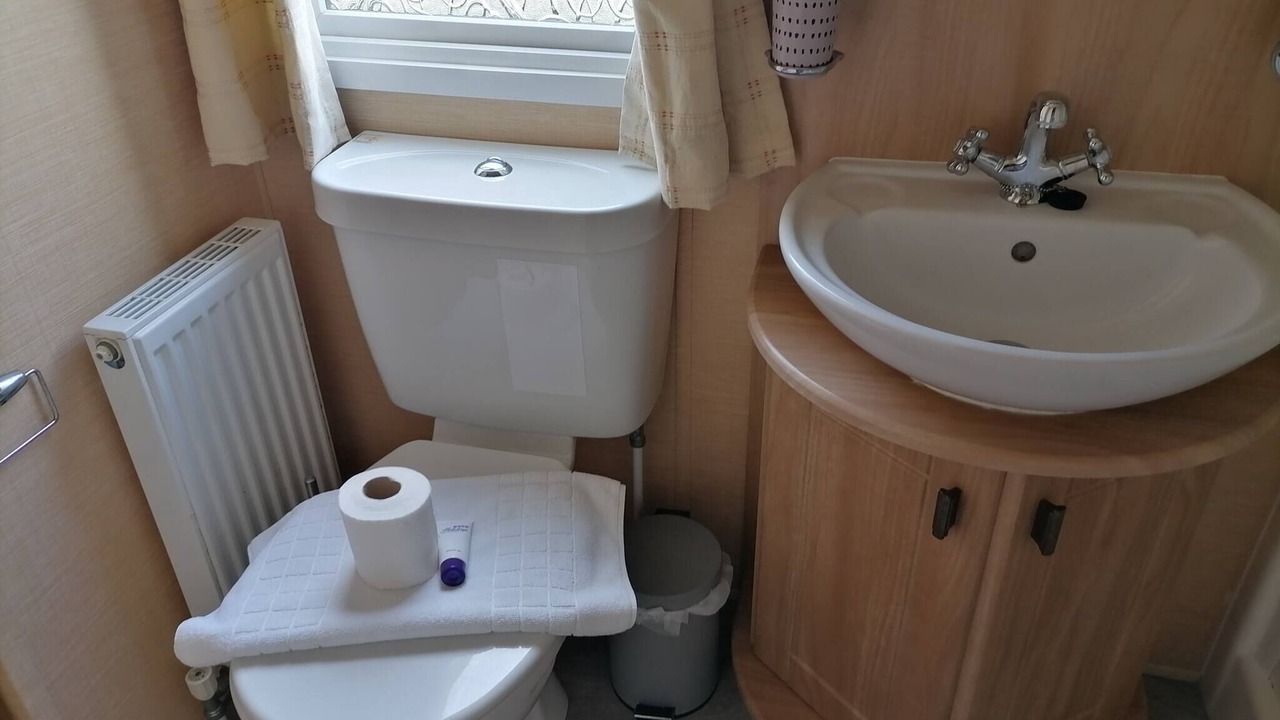 Photo of Bathroom in Icklesham