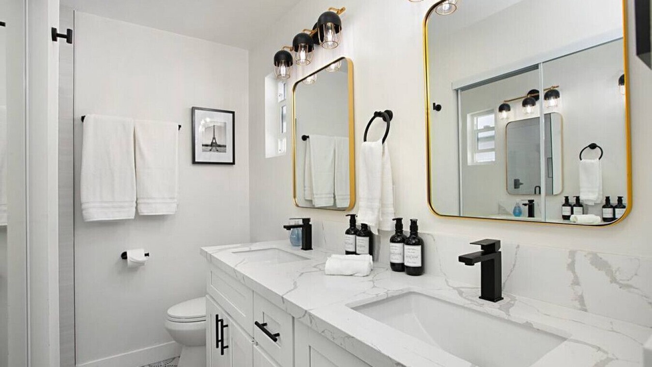 Photo of Bathroom in Middletown