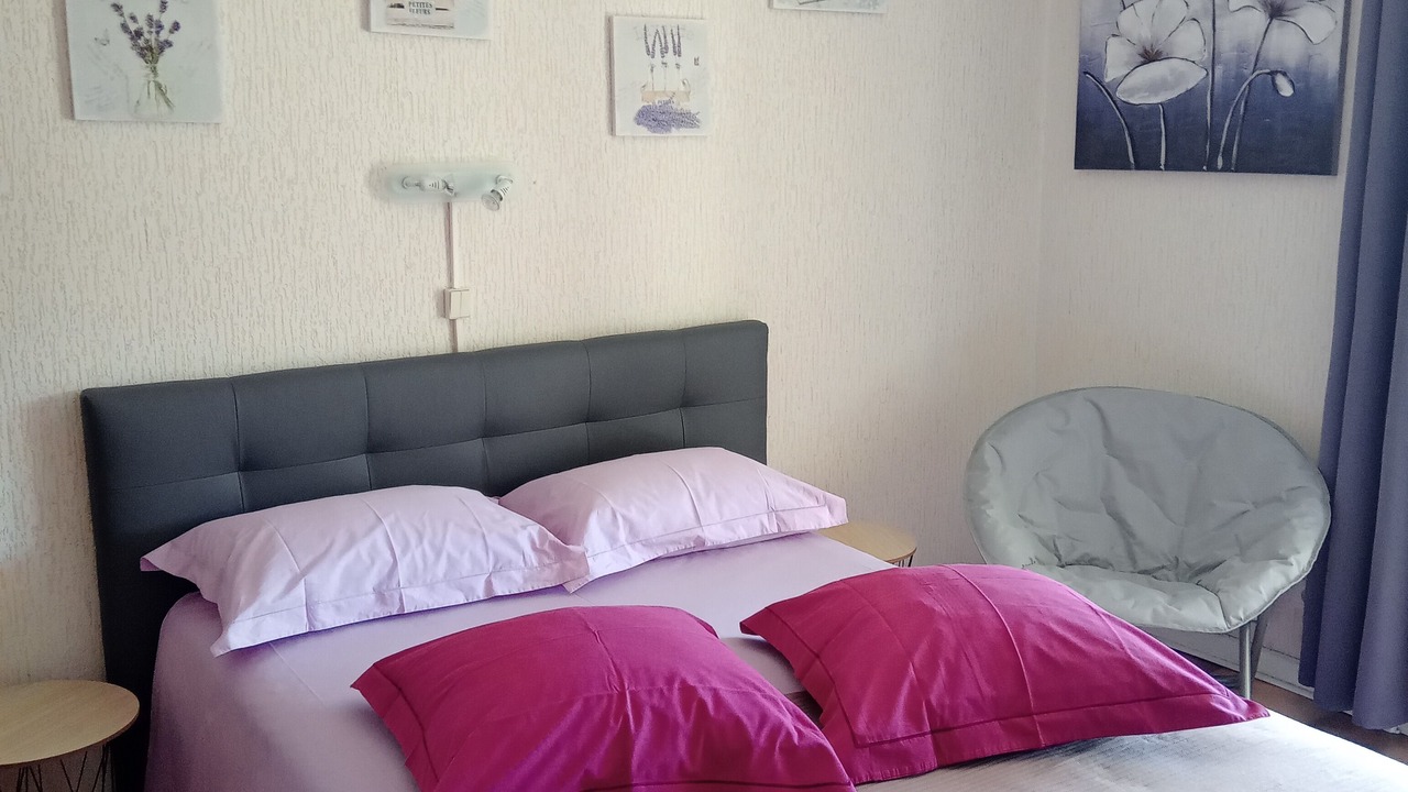Photo of Bedroom in Greoux-les-Bains