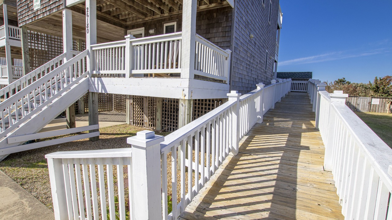 Photo of Patio Balcony in Waves