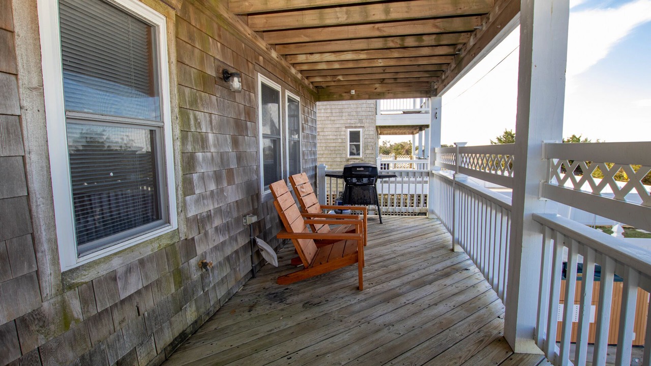Photo of Patio Balcony in Waves