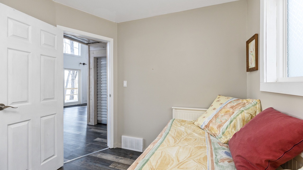 Photo of Bedroom in Laird