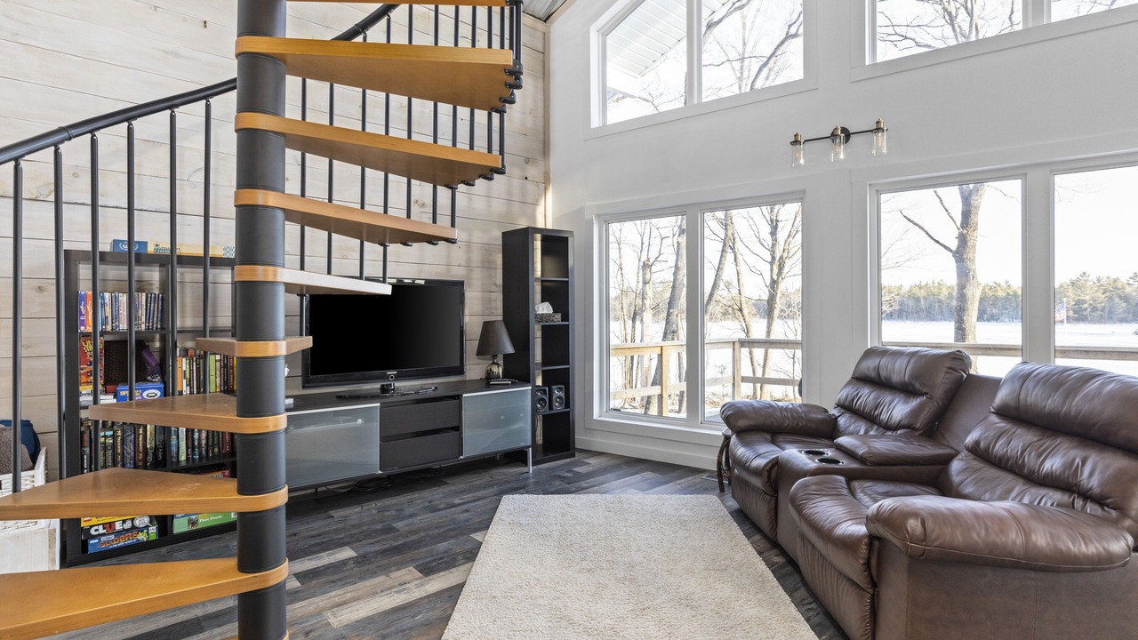 Photo of Livingroom in Laird