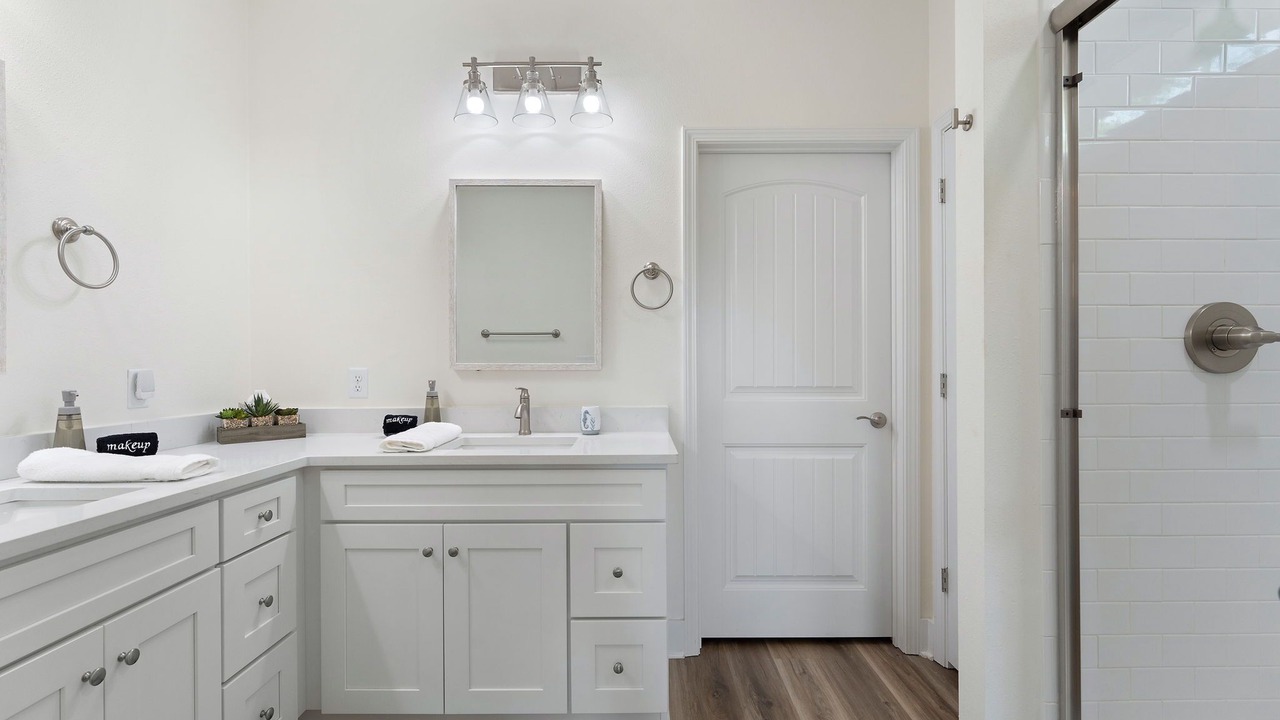 Photo of Bathroom in Ono Island