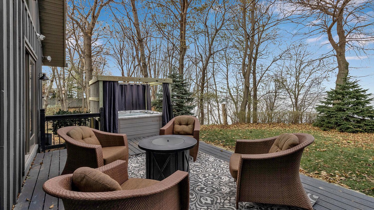Photo of Patio Balcony in Olcott