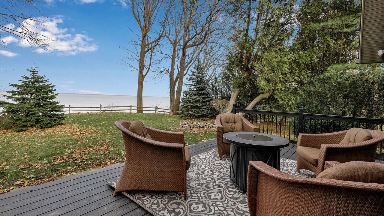 Photo of Patio Balcony in Olcott